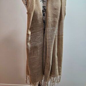 BNWT Beige Cream Olsen Scarf